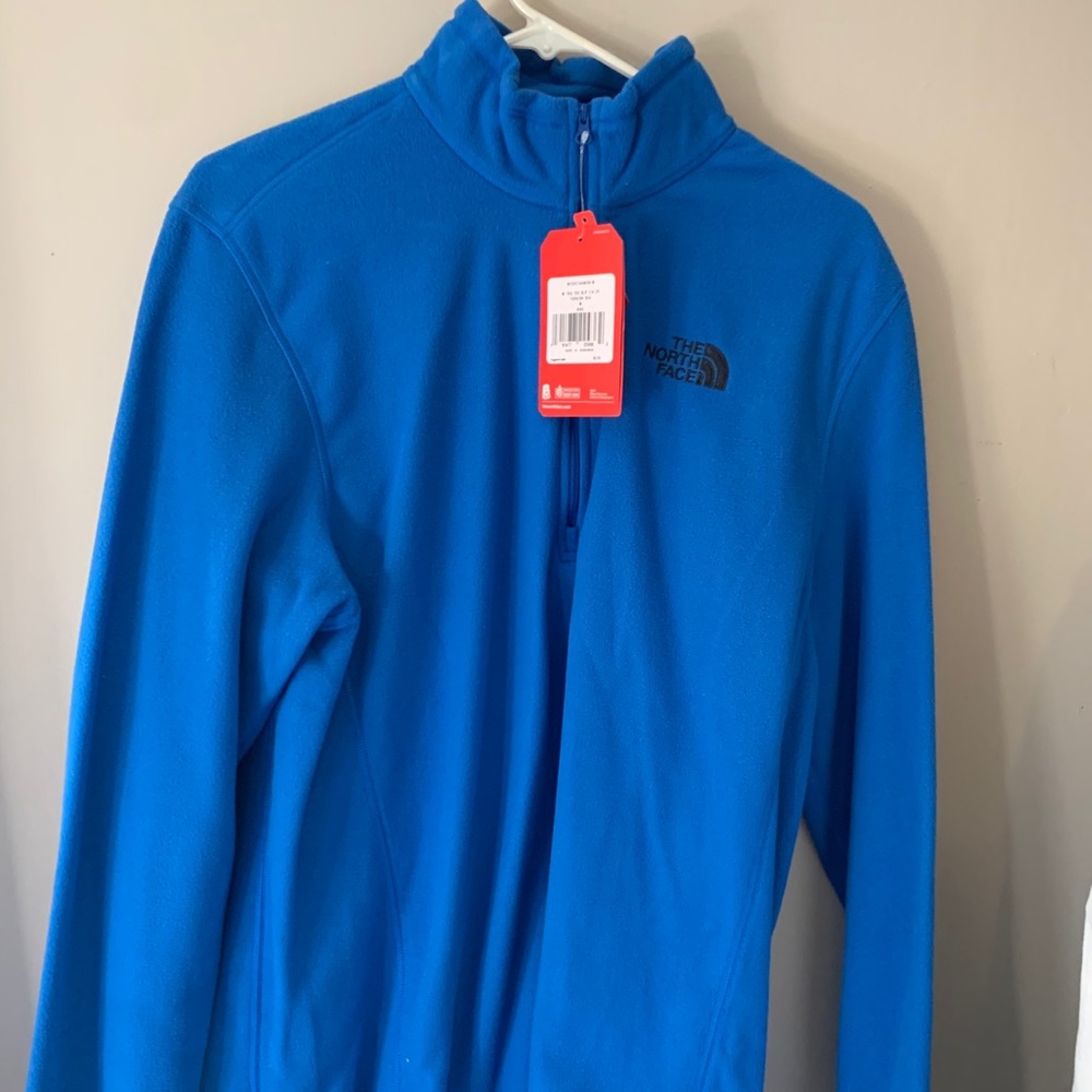 Brand new north face zip up